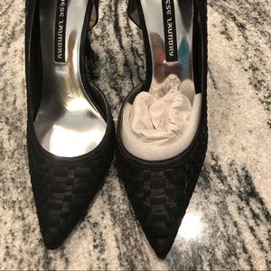 Chinese Laundry Black pair of sophisticated shoes.